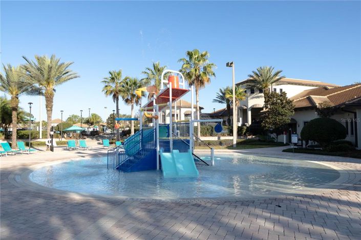 Image No.40-4 Bed Townhouse for sale