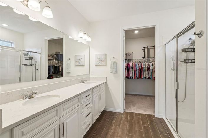 Image No.18-Propriété de 3 chambres à vendre à Clermont