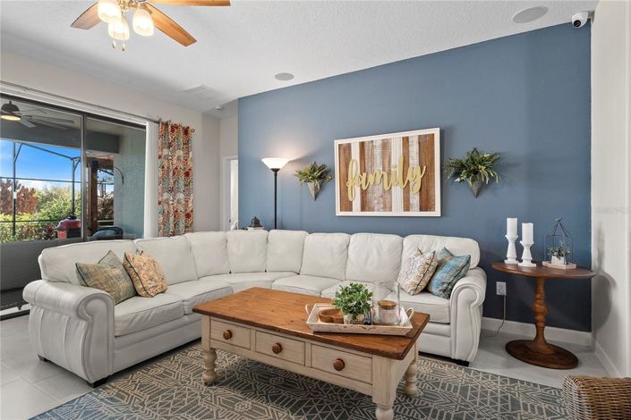 Image No.17-4 Bed Property for sale