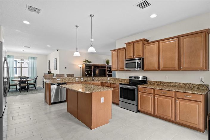 Image No.6-4 Bed Property for sale