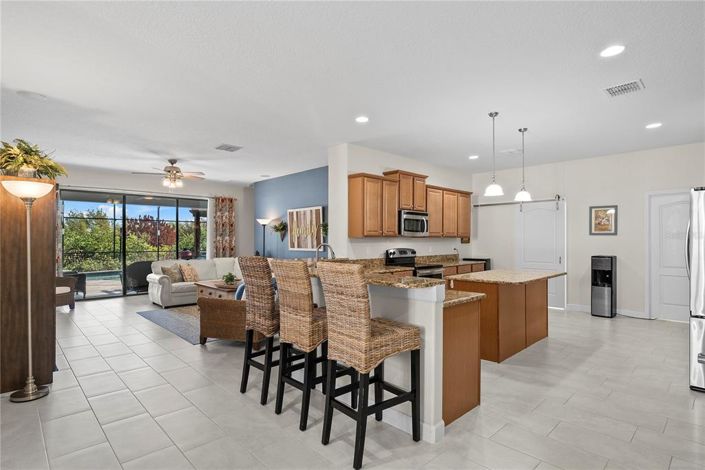 Image No.8-4 Bed Property for sale