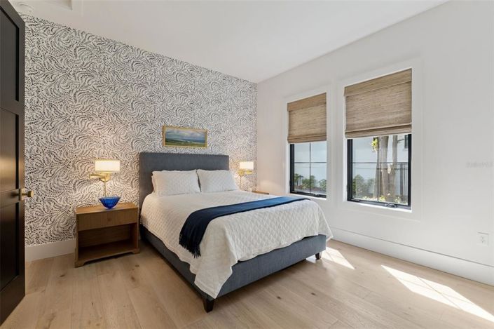 Image No.29-4 Bed Property for sale