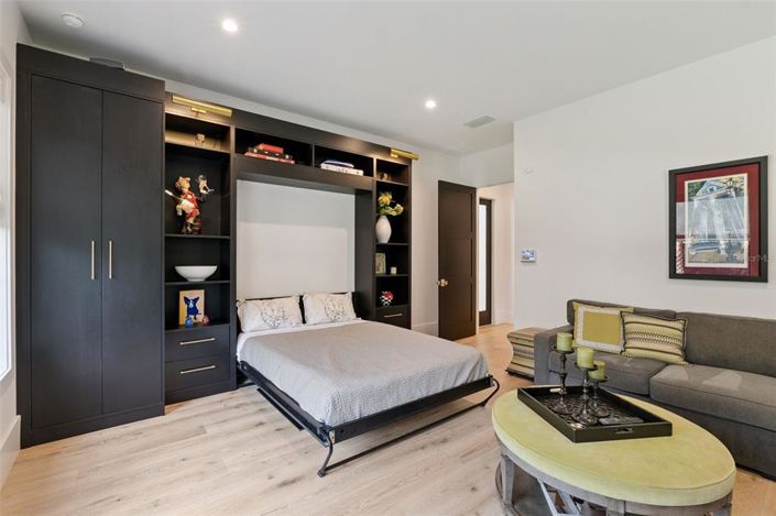 Image No.36-4 Bed Property for sale