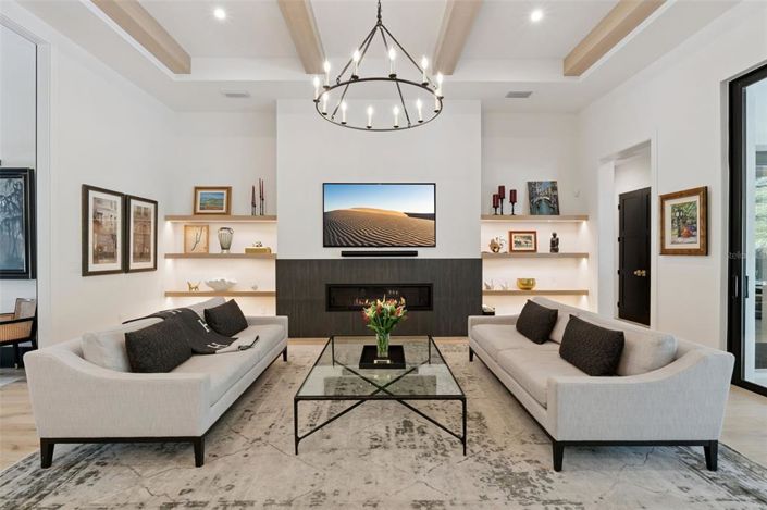 Image No.6-4 Bed Property for sale