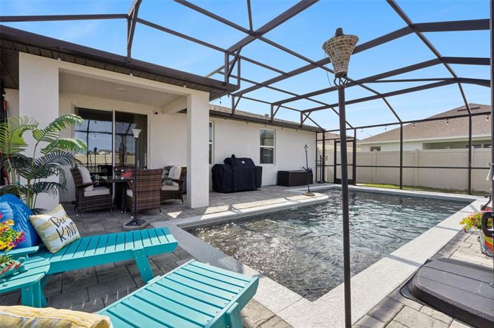 Image No.28-3 Bed Property for sale