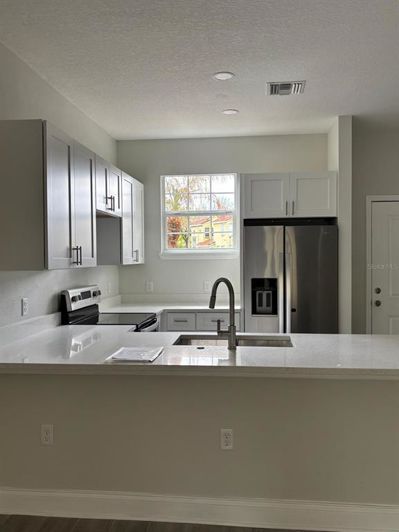 Image No.7-3 Bed Townhouse for sale