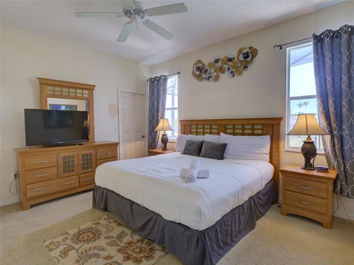 Image No.29-5 Bed Property for sale