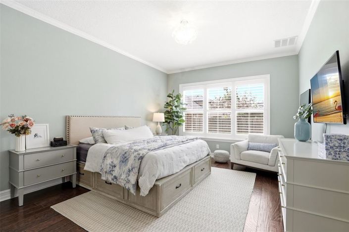 Image No.28-4 Bed Property for sale