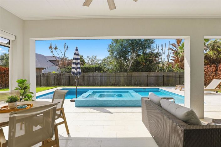 Image No.37-4 Bed Property for sale