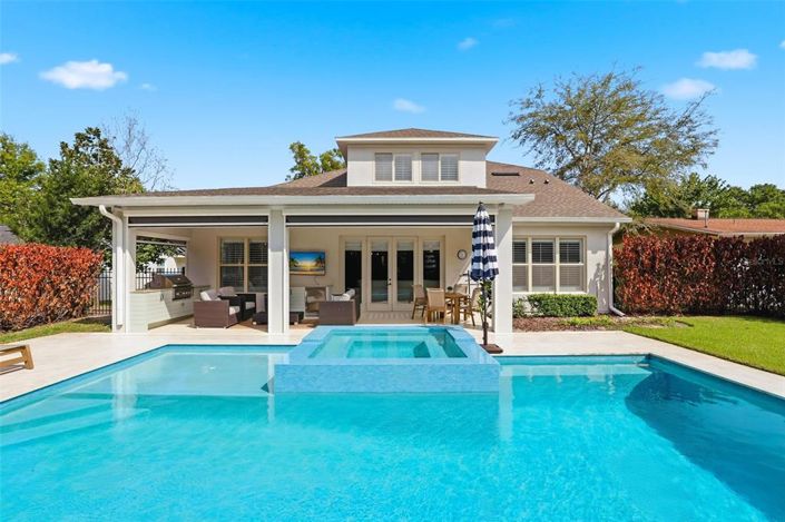 Image No.43-4 Bed Property for sale