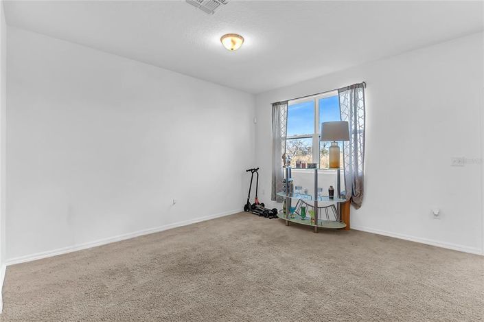 Image No.11-3 Bed Townhouse for sale