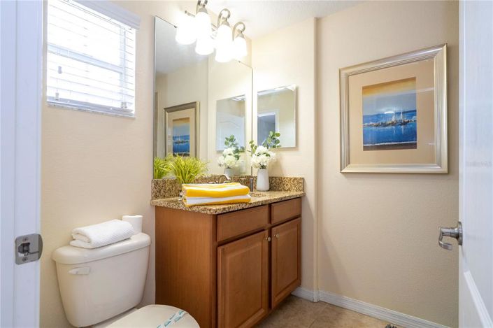 Image No.22-5 Bed Townhouse for sale