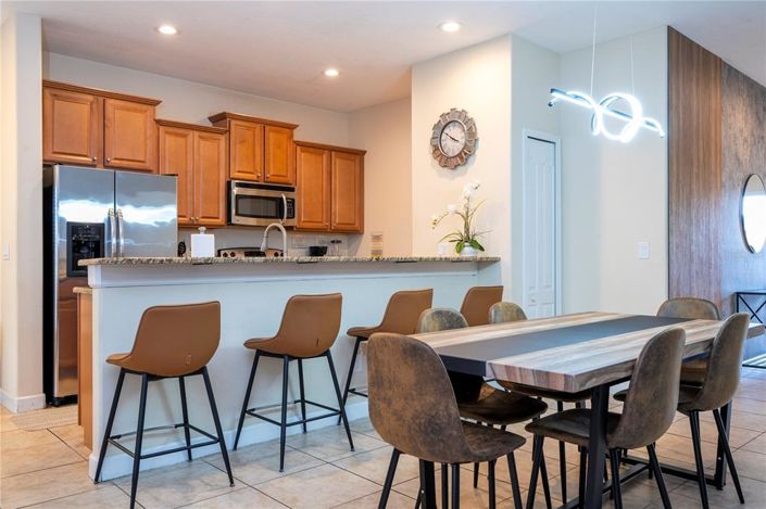 Image No.7-5 Bed Townhouse for sale