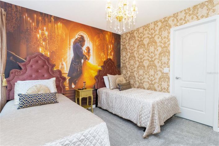 Image No.37-5 Bed Property for sale