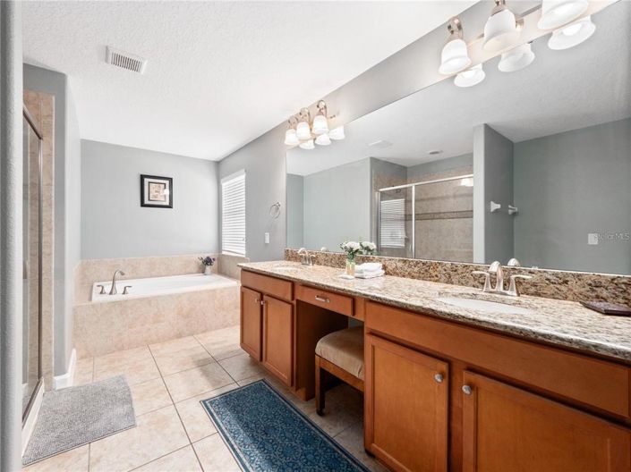 Image No.8-Propriété de 6 chambres à vendre à Kissimmee