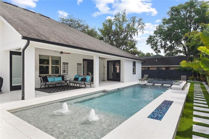 Image No.43-4 Bed Property for sale