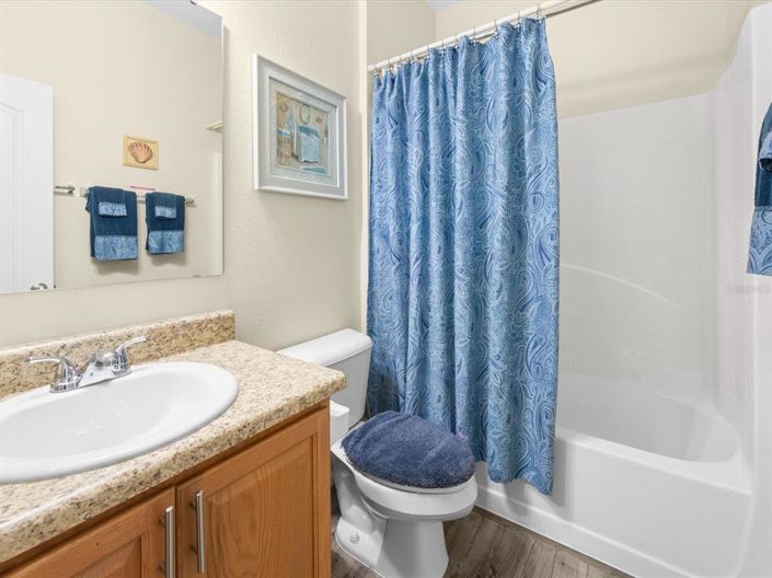 Image No.28-4 Bed Property for sale