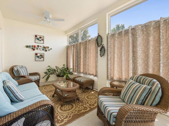 Image No.32-4 Bed Property for sale