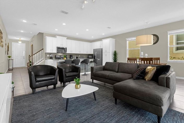 Image No.4-5 Bed Townhouse for sale