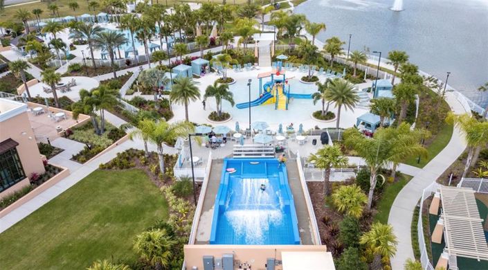 Image No.40-5 Bed Townhouse for sale