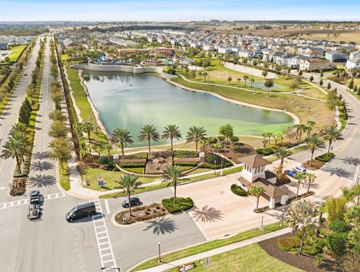 Image No.44-5 Bed Townhouse for sale