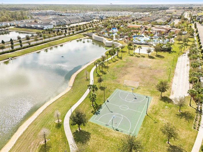 Image No.54-5 Bed Townhouse for sale