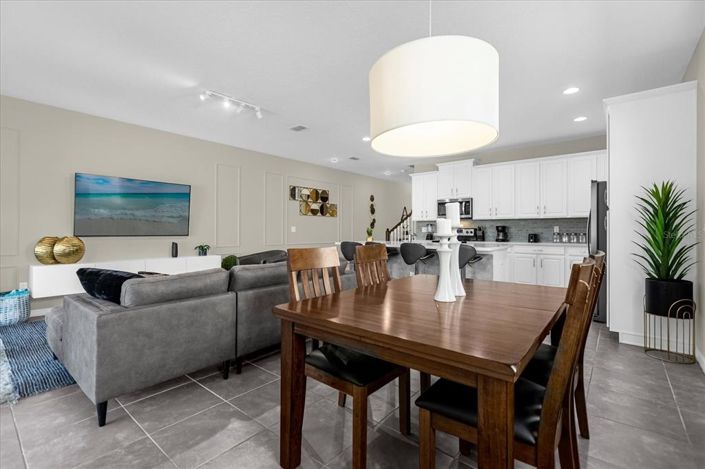 Image No.6-5 Bed Townhouse for sale