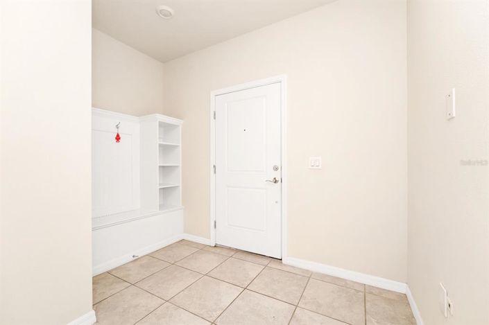 Image No.13-5 Bed Townhouse for sale