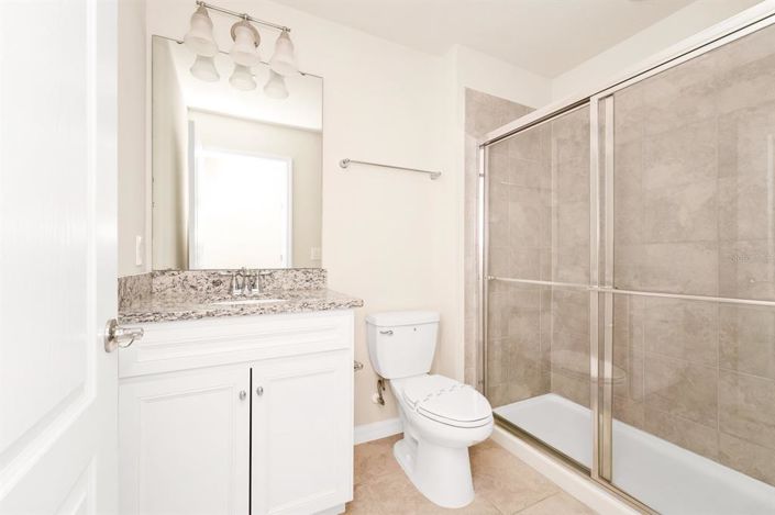 Image No.22-5 Bed Townhouse for sale