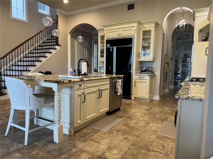 Image No.9-4 Bed Property for sale