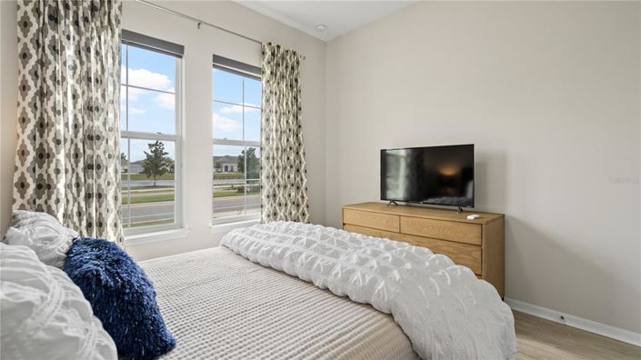 Image No.42-3 Bed Property for sale