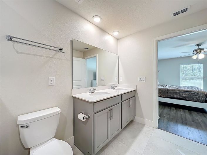 Image No.37-Propriété de 3 chambres à vendre à Clermont