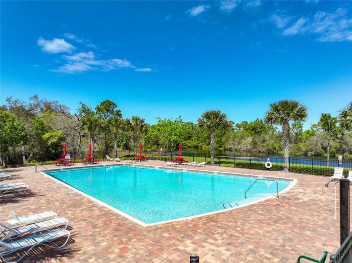 Image No.8-Propriété de 3 chambres à vendre à Clermont