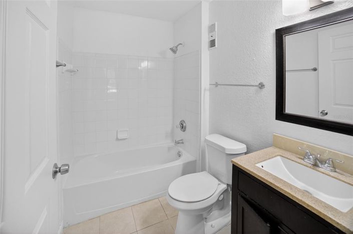 Image No.15-2 Bed Property for sale