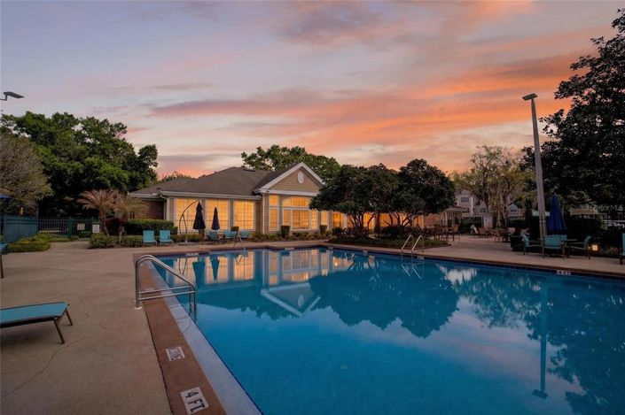 Image No.28-2 Bed Property for sale