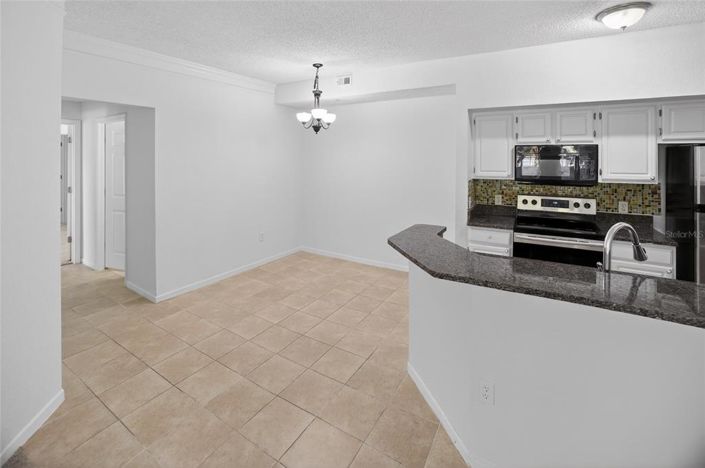 Image No.3-2 Bed Property for sale