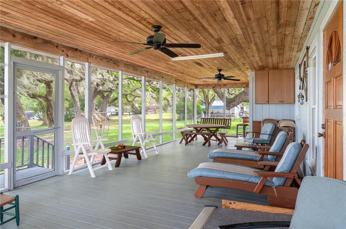 Image No.13-2 Bed Property for sale