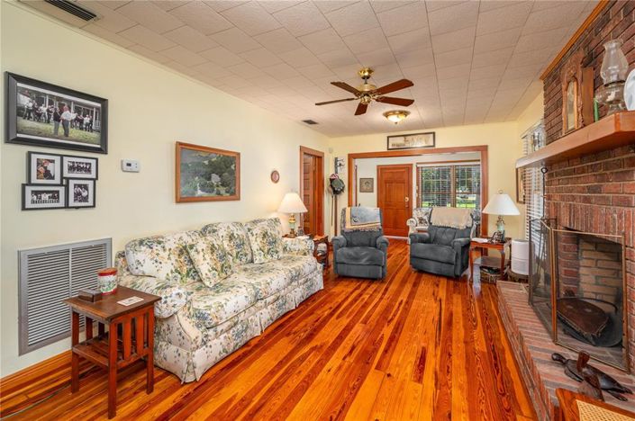 Image No.24-2 Bed Property for sale