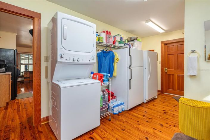 Image No.32-2 Bed Property for sale