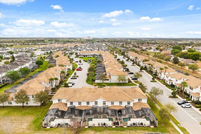 Image No.33-4 Bed Townhouse for sale