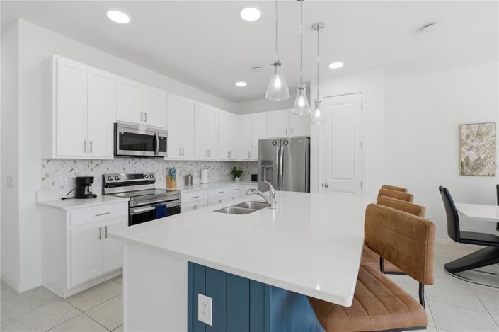 Image No.14-3 Bed Townhouse for sale