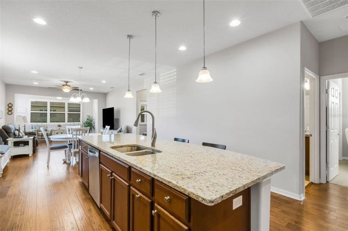 Image No.13-2 Bed Property for sale