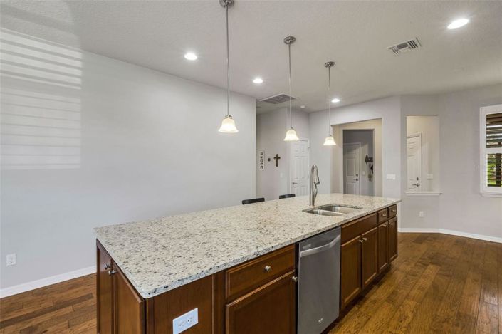 Image No.17-2 Bed Property for sale