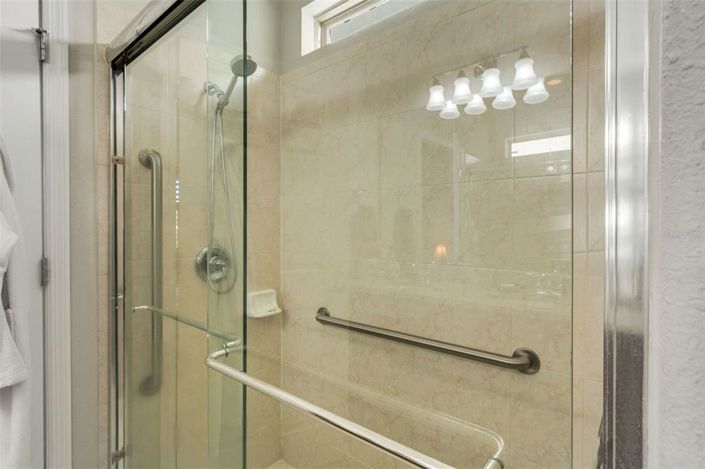 Image No.26-2 Bed Property for sale