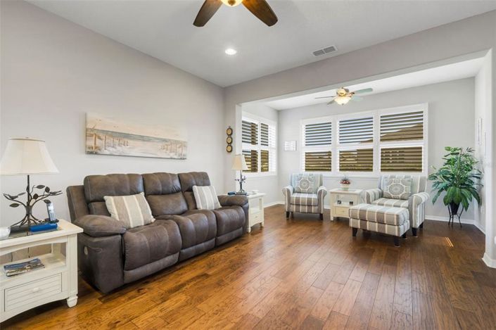 Image No.8-2 Bed Property for sale