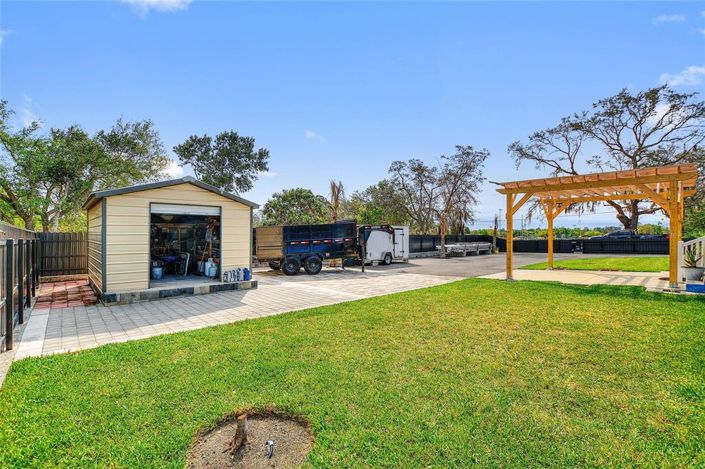 Image No.25-4 Bed Property for sale