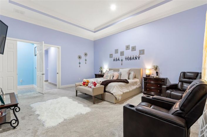 Image No.7-4 Bed Property for sale