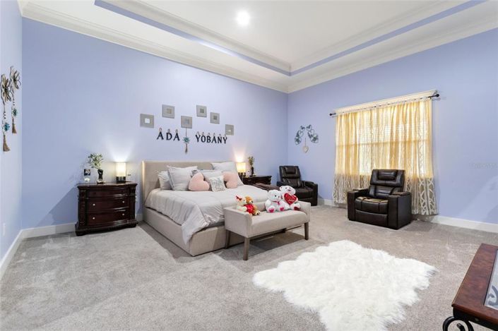 Image No.8-4 Bed Property for sale