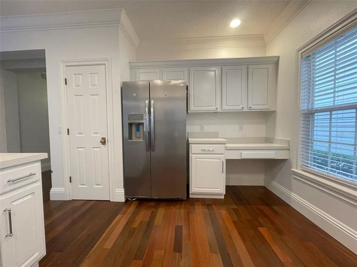 Image No.22-3 Bed Property for sale