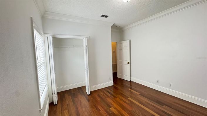 Image No.24-3 Bed Property for sale